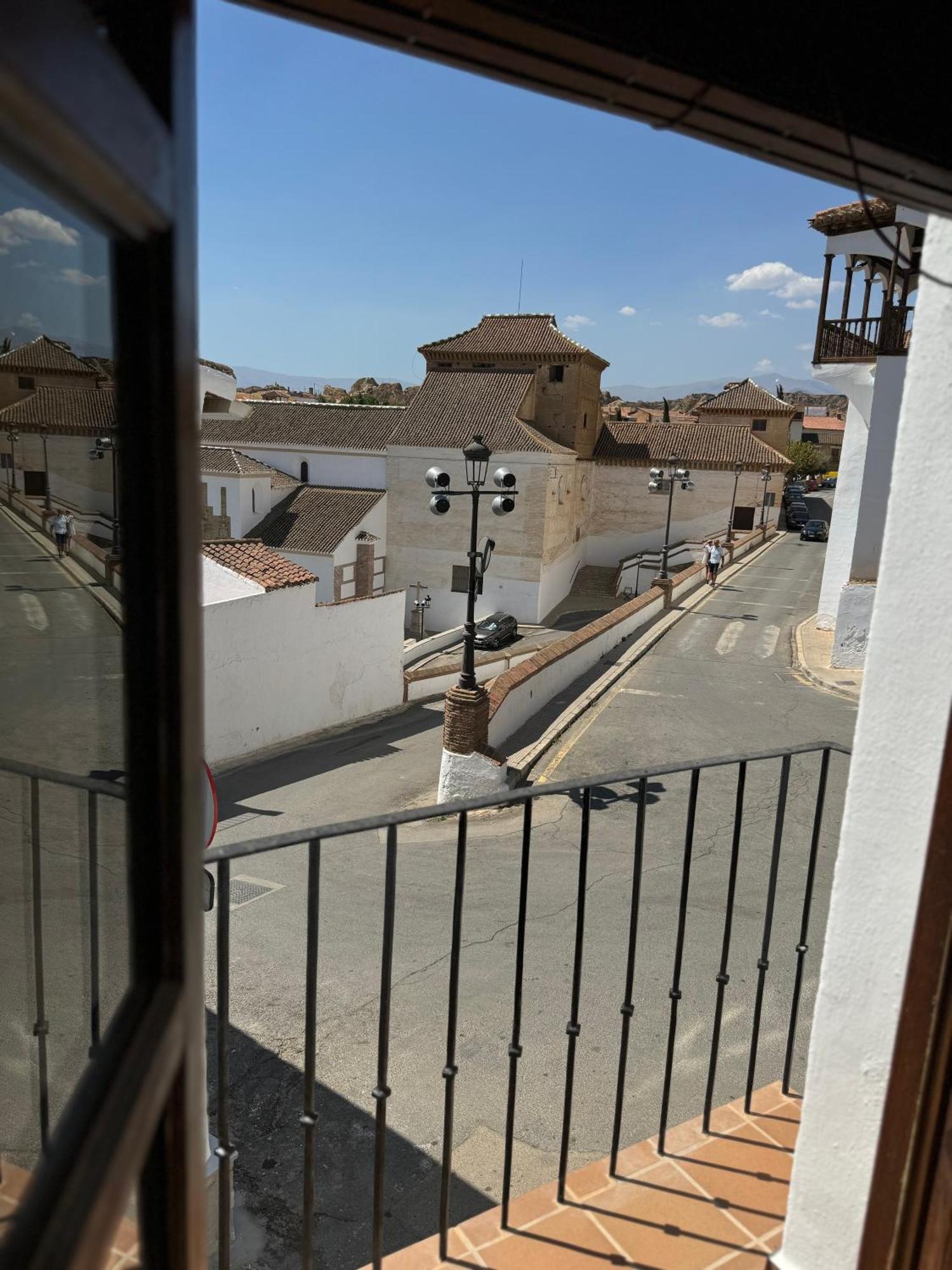 Apartamentos Penaflor Guadix Luaran gambar