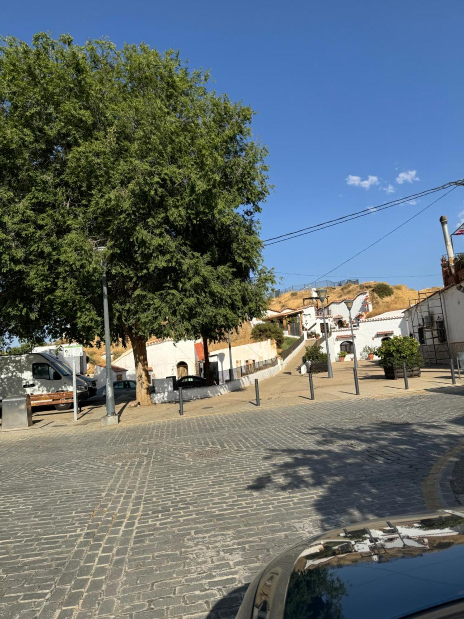 Apartamentos Penaflor Guadix Luaran gambar