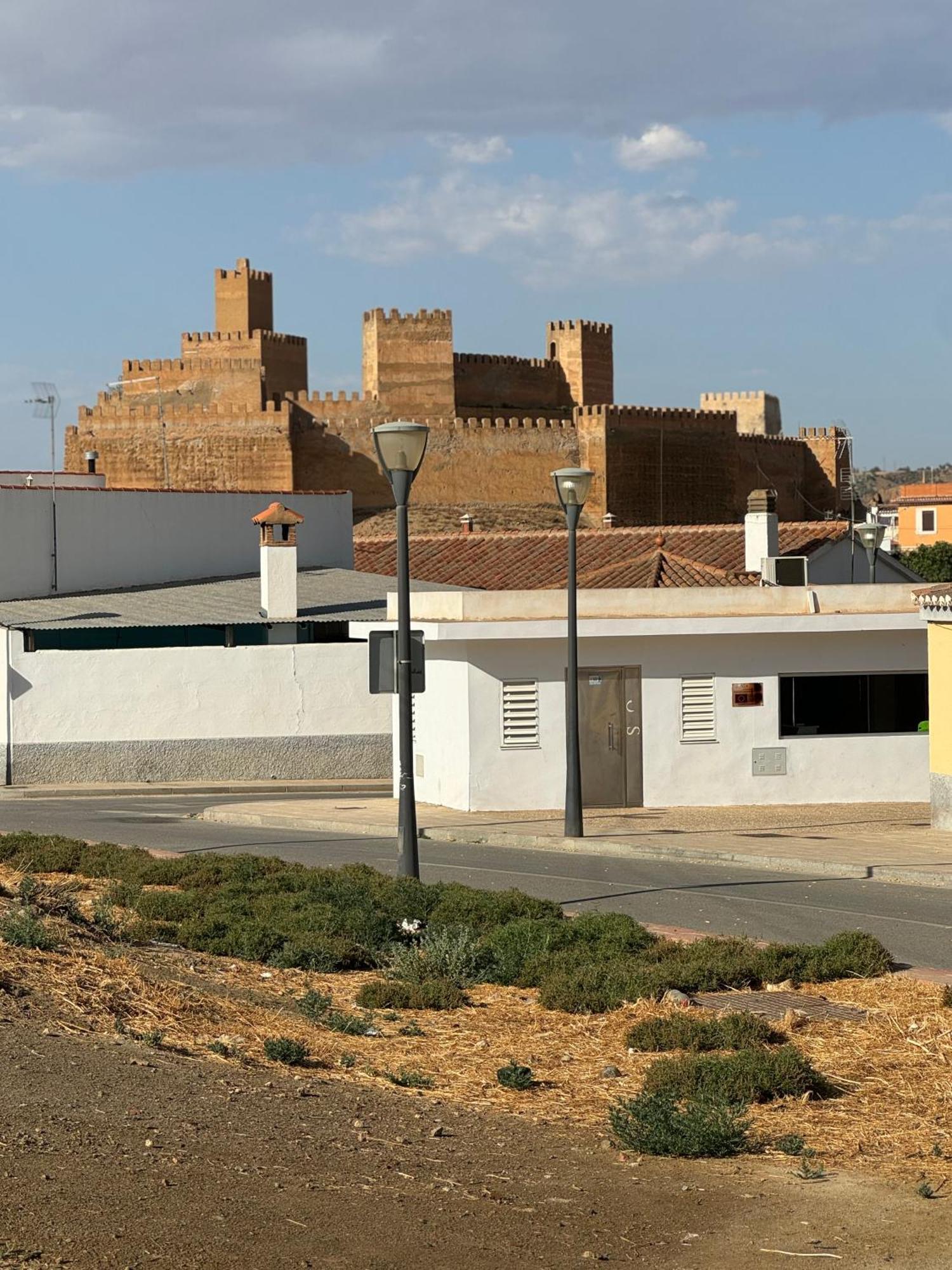 Apartamentos Penaflor Guadix Luaran gambar